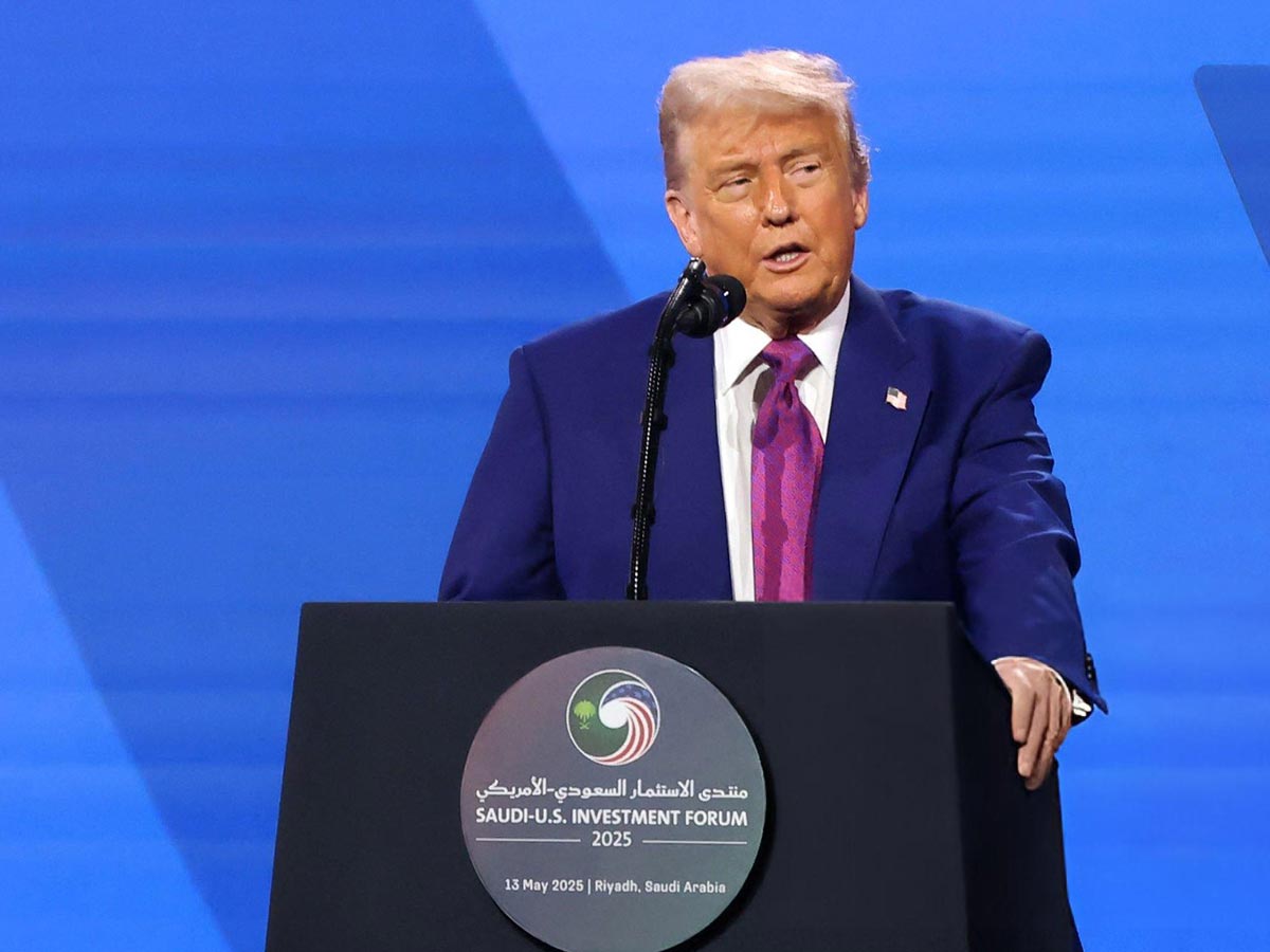 Trump Announces Intent to Lift Sanctions on Syria During Riyadh Forum
